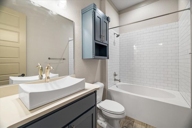4414 S 87th Place, Bentonville, AR 72713