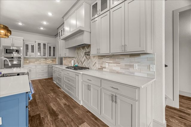 4414 S 87th Place, Bentonville, AR 72713