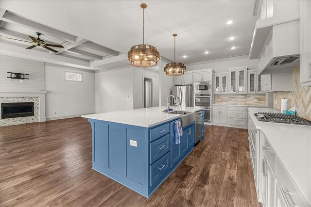 4414 S 87th Place, Bentonville, AR 72713