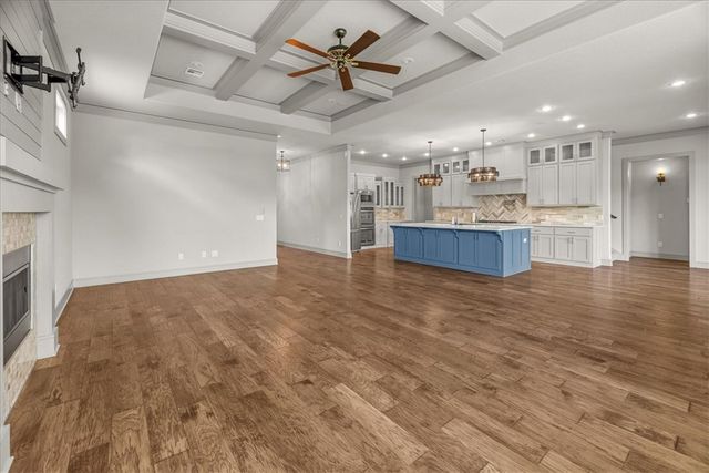 4414 S 87th Place, Bentonville, AR 72713