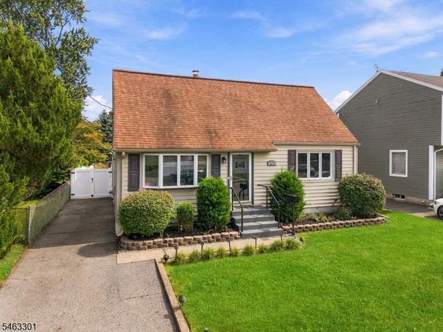 171 Olive Ave, Pompton Lakes Boro, NJ 07442
