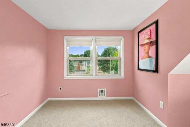 171 Olive Ave, Pompton Lakes Boro, NJ 07442