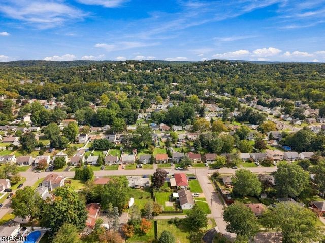 171 Olive Ave, Pompton Lakes Boro, NJ 07442