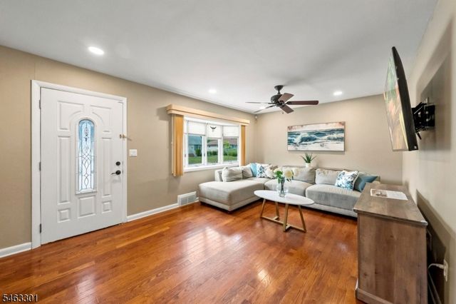 171 Olive Ave, Pompton Lakes Boro, NJ 07442