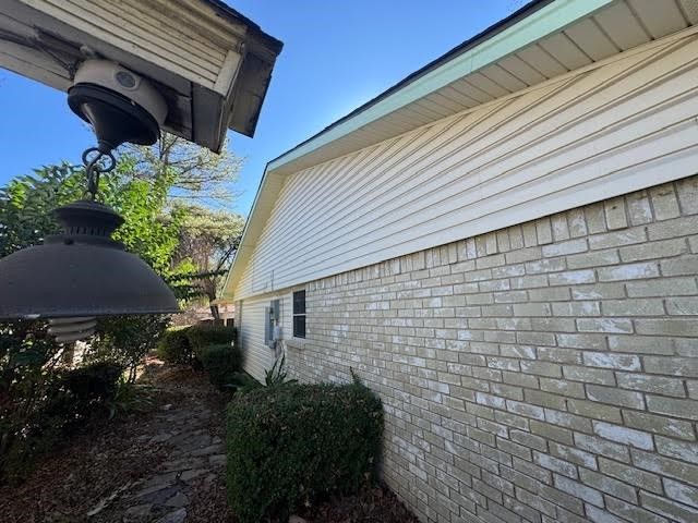 2710 Ashglen Drive, Garland, TX 75043