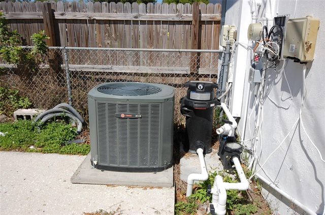 1201 S BETTY LANE, Clearwater, FL 33756