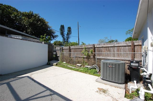 1201 S BETTY LANE, Clearwater, FL 33756