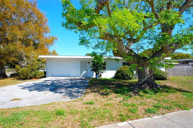 1201 S BETTY LANE, Clearwater, FL 33756