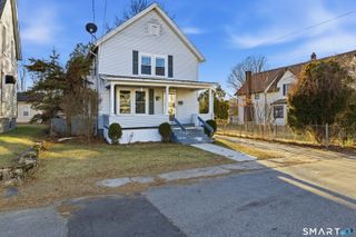 10 Russell Road, Norwich, CT 06360