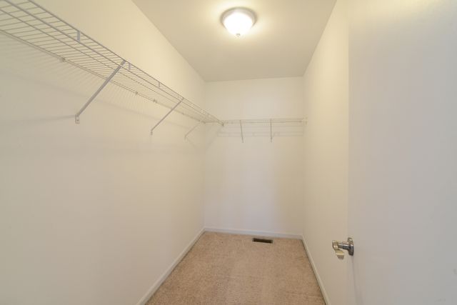 1752 Tallmeadow Drive, Dekalb, IL 60115