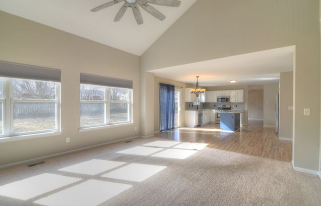 1752 Tallmeadow Drive, Dekalb, IL 60115