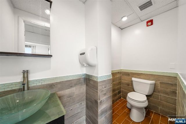 40 Broad Avenue 2 FL, Palisades Park, NJ 07650