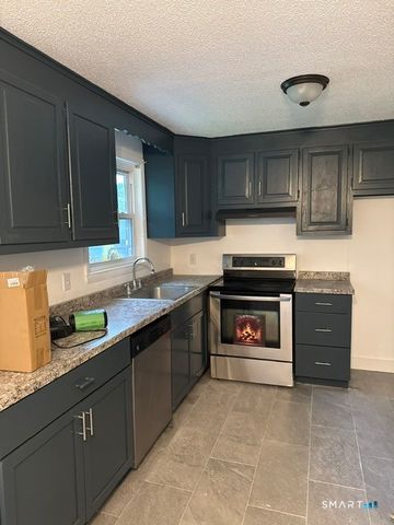 21 Hurlburt Street, New Britain, CT 06051