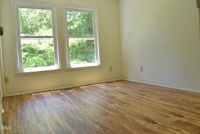 223 Forbush Mountain Drive, Chapel Hill, NC 27514