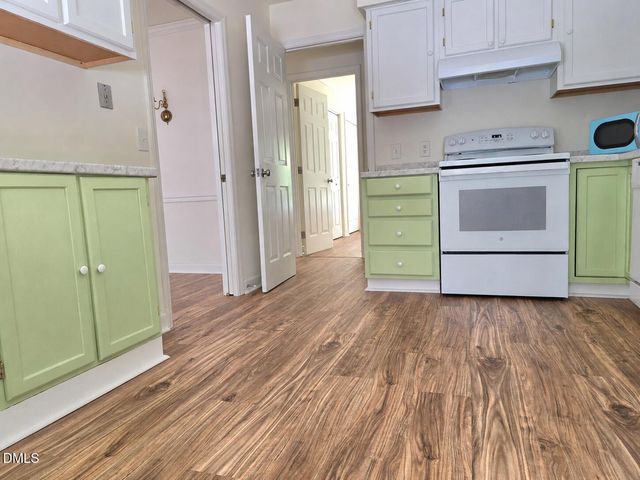 223 Forbush Mountain Drive, Chapel Hill, NC 27514
