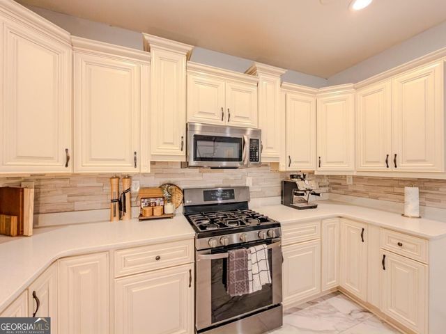 3551 Lochwolde Lane, Snellville, GA 30039