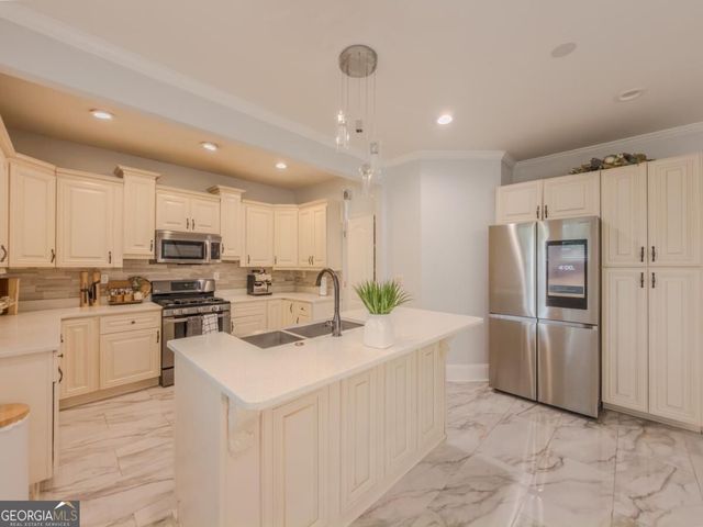 3551 Lochwolde Lane, Snellville, GA 30039