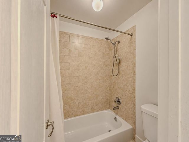 3551 Lochwolde Lane, Snellville, GA 30039