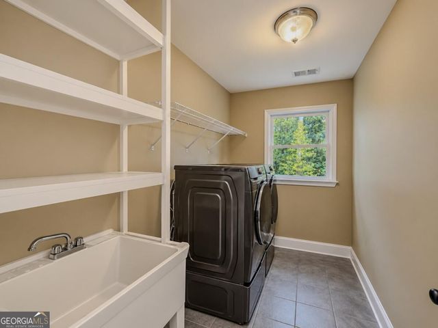 3551 Lochwolde Lane, Snellville, GA 30039