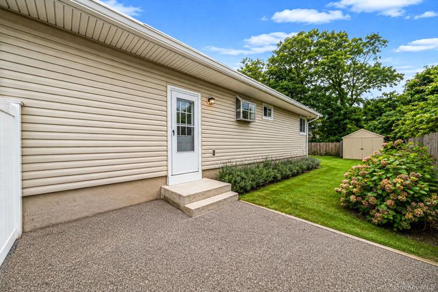 24 trafalgar Drive, Shirley, NY 11967