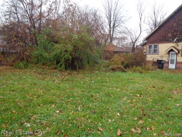 5277 Lenox Street, Detroit, MI 48213