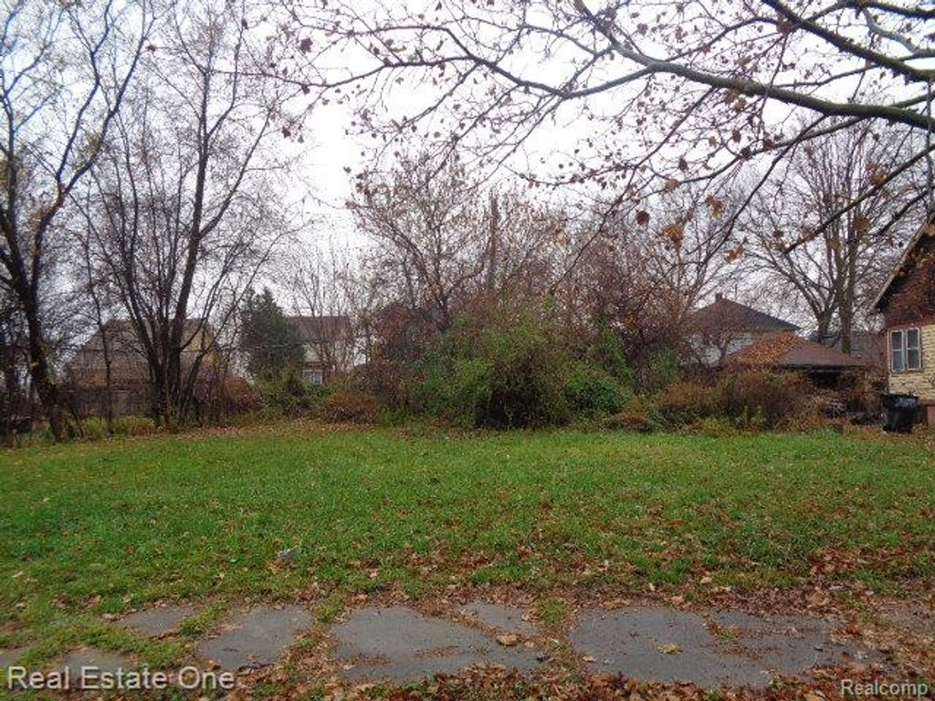 5277 Lenox Street, Detroit, MI 48213