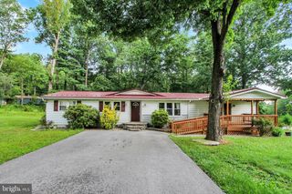 4585-B CHAMBERSBURG RD, Biglerville, PA 17307