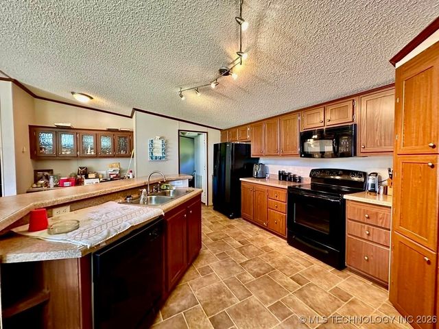 503 State Highway 70 N, Kingston, OK 73439