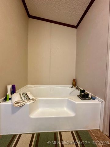 503 State Highway 70 N, Kingston, OK 73439