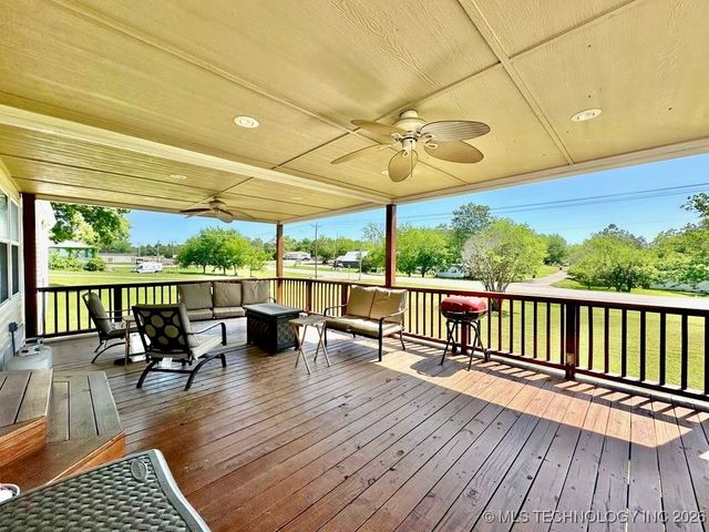 503 State Highway 70 N, Kingston, OK 73439