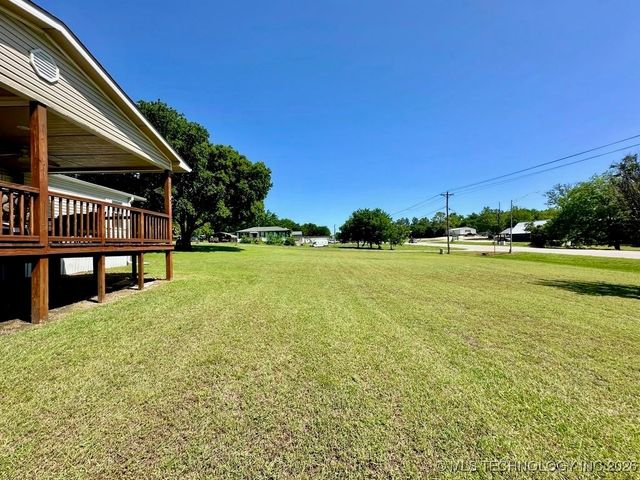 503 State Highway 70 N, Kingston, OK 73439