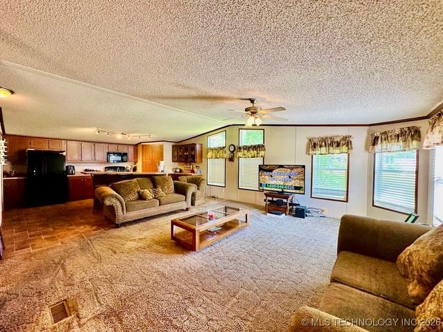 503 State Highway 70 N, Kingston, OK 73439