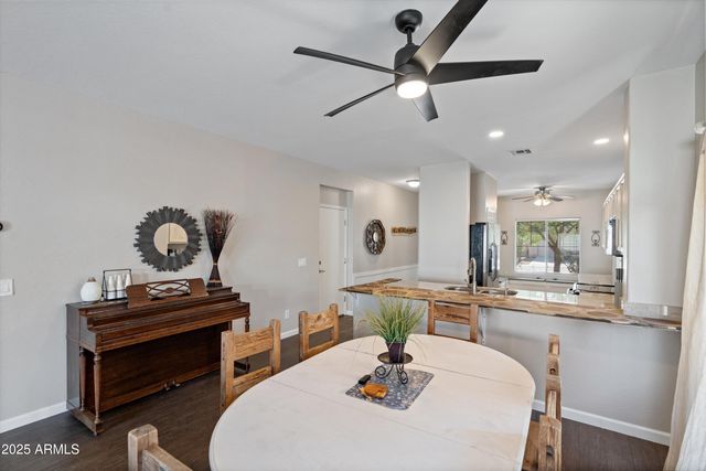 17324 W Acapulco Lane, Surprise, AZ 85388