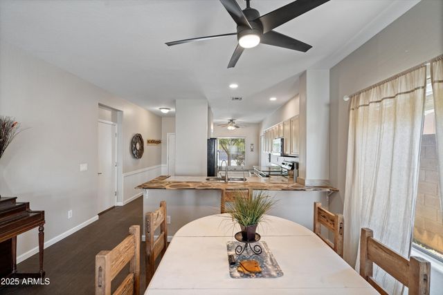 17324 W Acapulco Lane, Surprise, AZ 85388