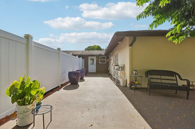 2075 SW 72ND Avenue, Davie, FL 33317