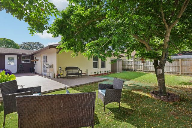 2075 SW 72ND Avenue, Davie, FL 33317
