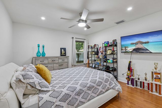 2075 SW 72ND Avenue, Davie, FL 33317