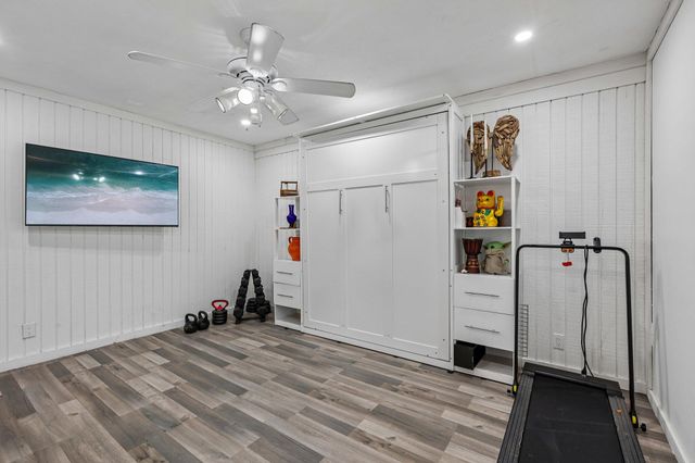 2075 SW 72ND Avenue, Davie, FL 33317