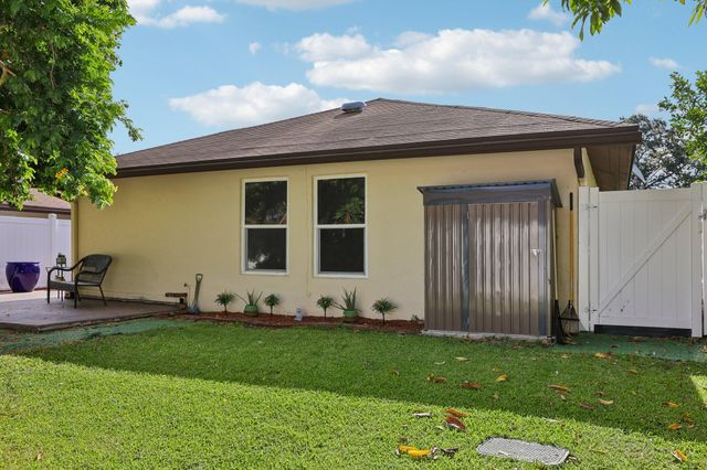 2075 SW 72ND Avenue, Davie, FL 33317