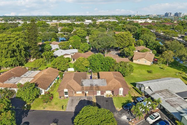 2075 SW 72ND Avenue, Davie, FL 33317