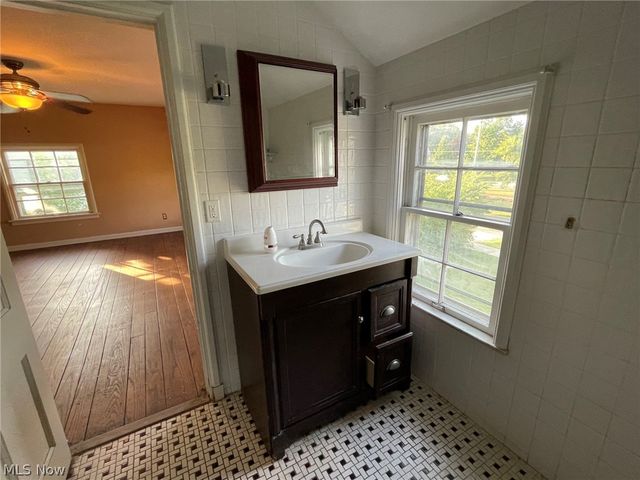 3170 Van Aken Boulevard, Shaker Heights, OH 44120