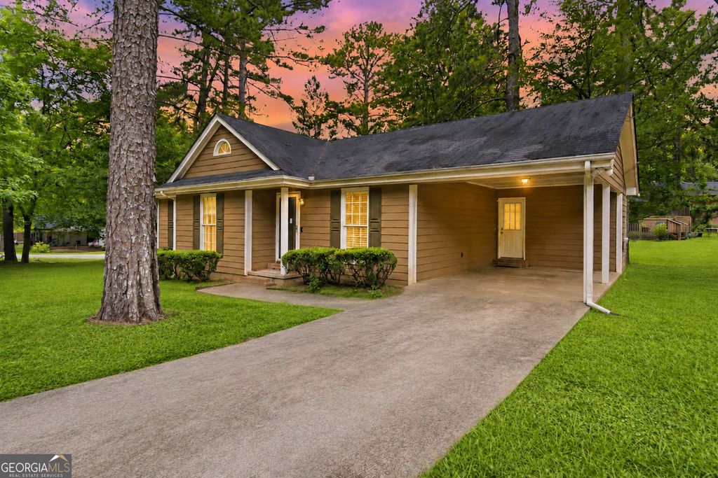 241 Rutledge Drive, Winder, GA 30680
