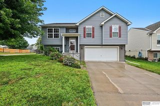 19520 Laci Street, Omaha, NE 68135