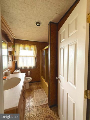 2666 MADARA RD, Bensalem, PA 19020