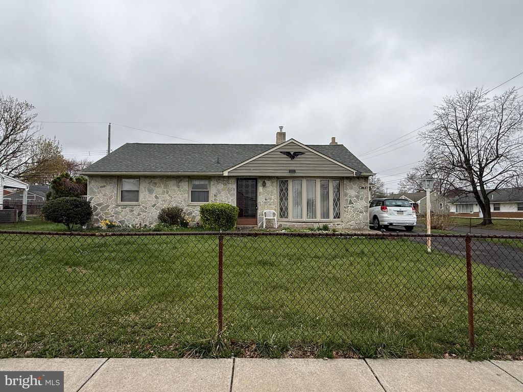 2666 MADARA RD, Bensalem, PA 19020