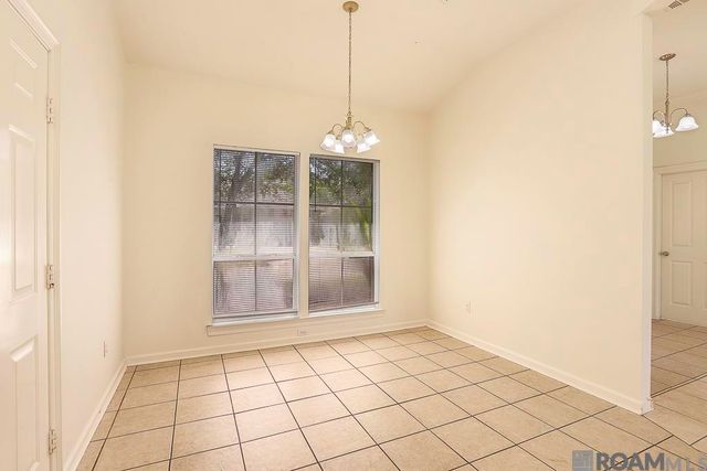212 Springhaven Dr, Baton Rouge, LA 70810