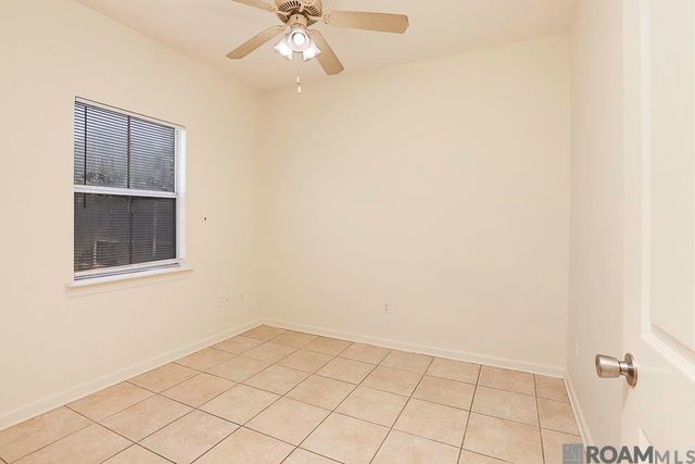 212 Springhaven Dr, Baton Rouge, LA 70810