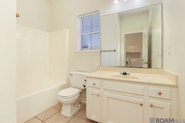 212 Springhaven Dr, Baton Rouge, LA 70810