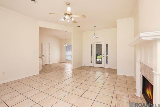 212 Springhaven Dr, Baton Rouge, LA 70810