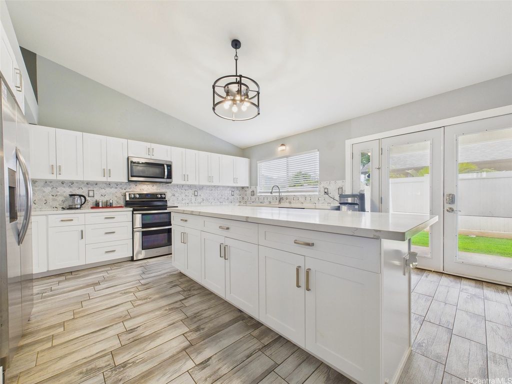 91-327 Kuio Place, Ewa Beach, HI 96706